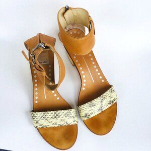 Dolce Vita Flat Tan Leather Sandals – Women’s Size 9